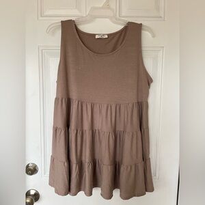 Plus size Sleeveless ruffles Brown stretchy top size 2X. New without tags.